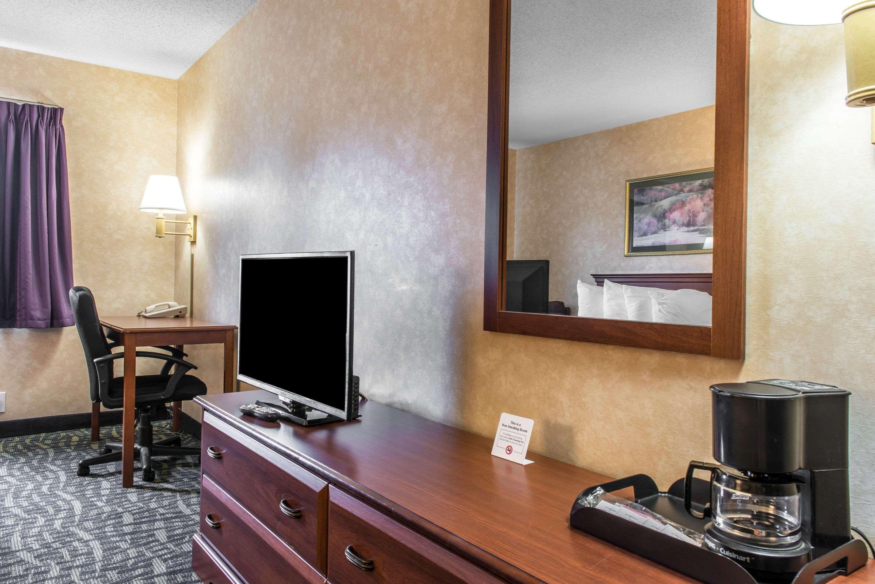 Quality Inn & Suites Titusville Exterior foto